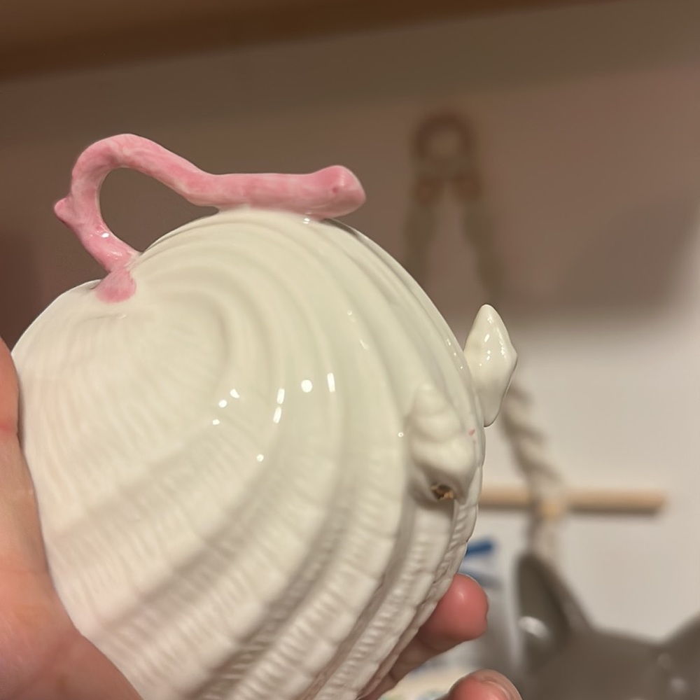 💕Rare Belleek Ireland pink shell tea set for two - Picture 8 of 12